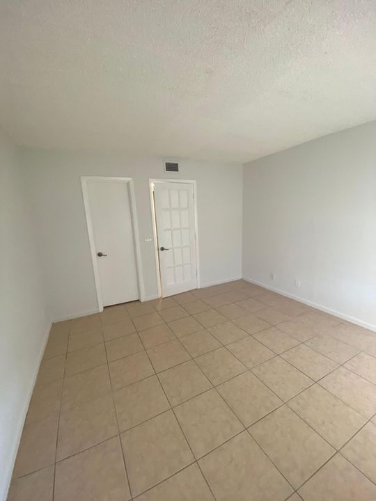 En Renta: $1,800 (2 camas, 1 baños, 991 Pies cuadrados)