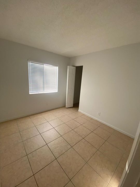 En Renta: $1,800 (2 camas, 1 baños, 991 Pies cuadrados)