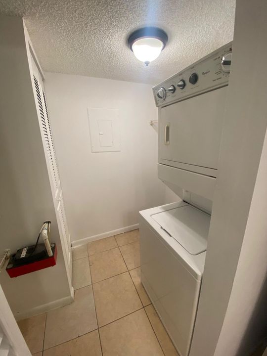 En Renta: $1,800 (2 camas, 1 baños, 991 Pies cuadrados)