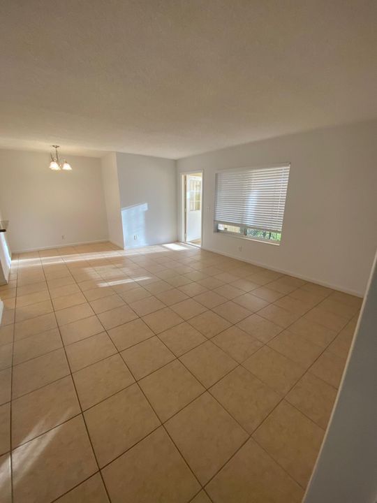 En Renta: $1,800 (2 camas, 1 baños, 991 Pies cuadrados)