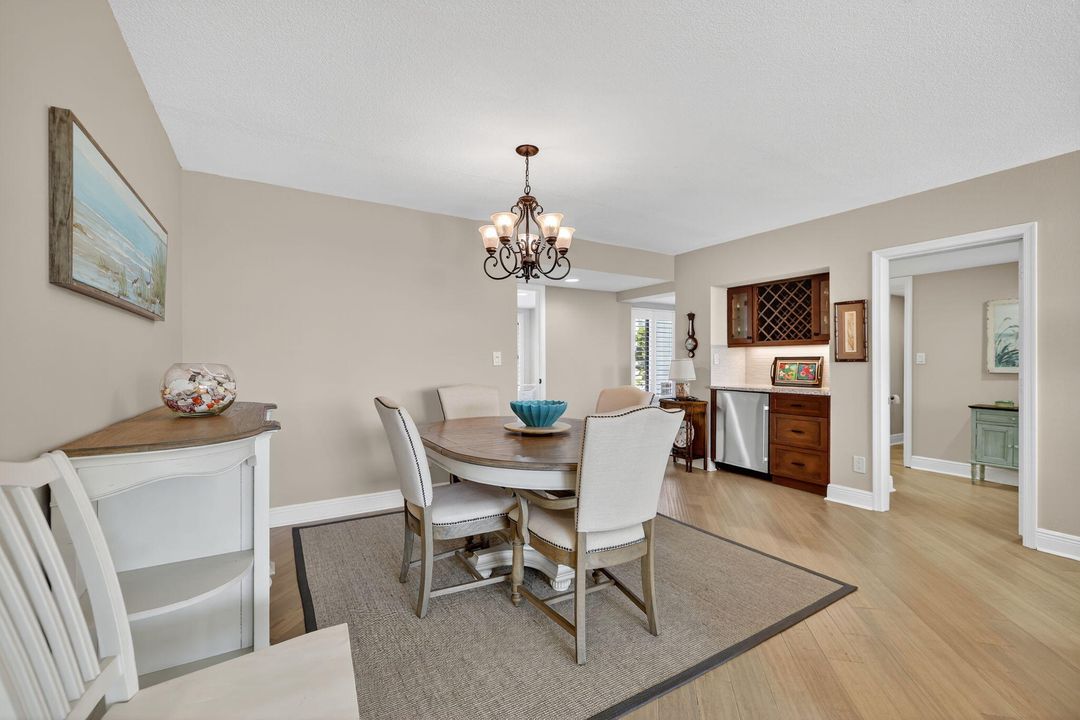 For Sale: $399,000 (3 beds, 2 baths, 1632 Square Feet)