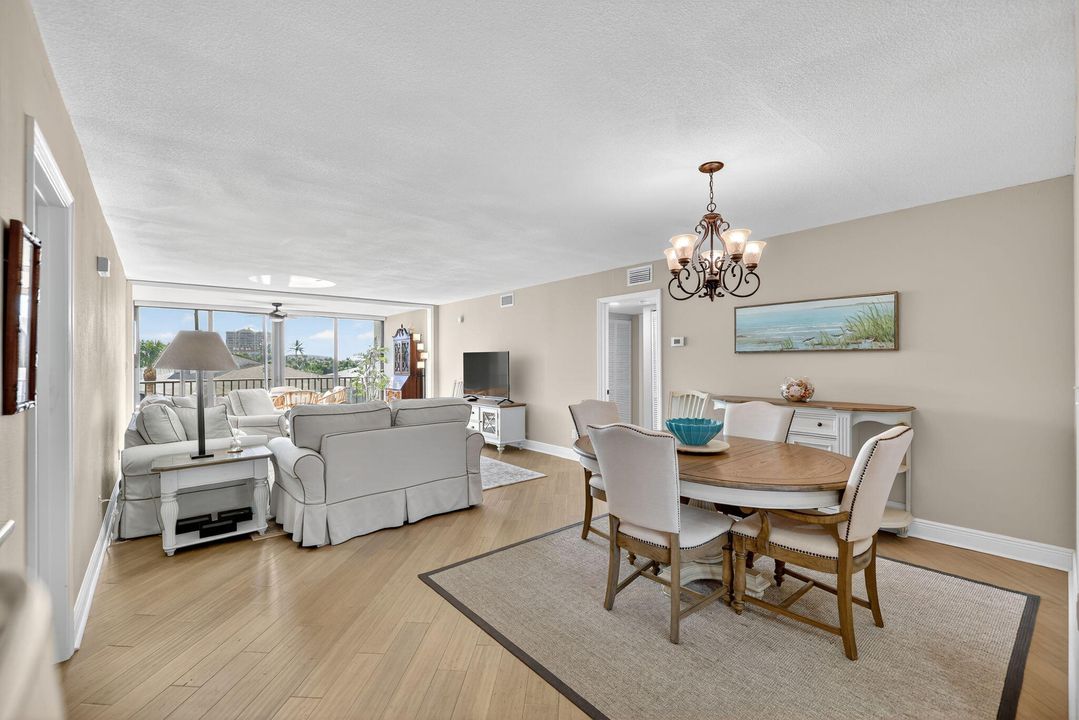 For Sale: $399,000 (3 beds, 2 baths, 1632 Square Feet)