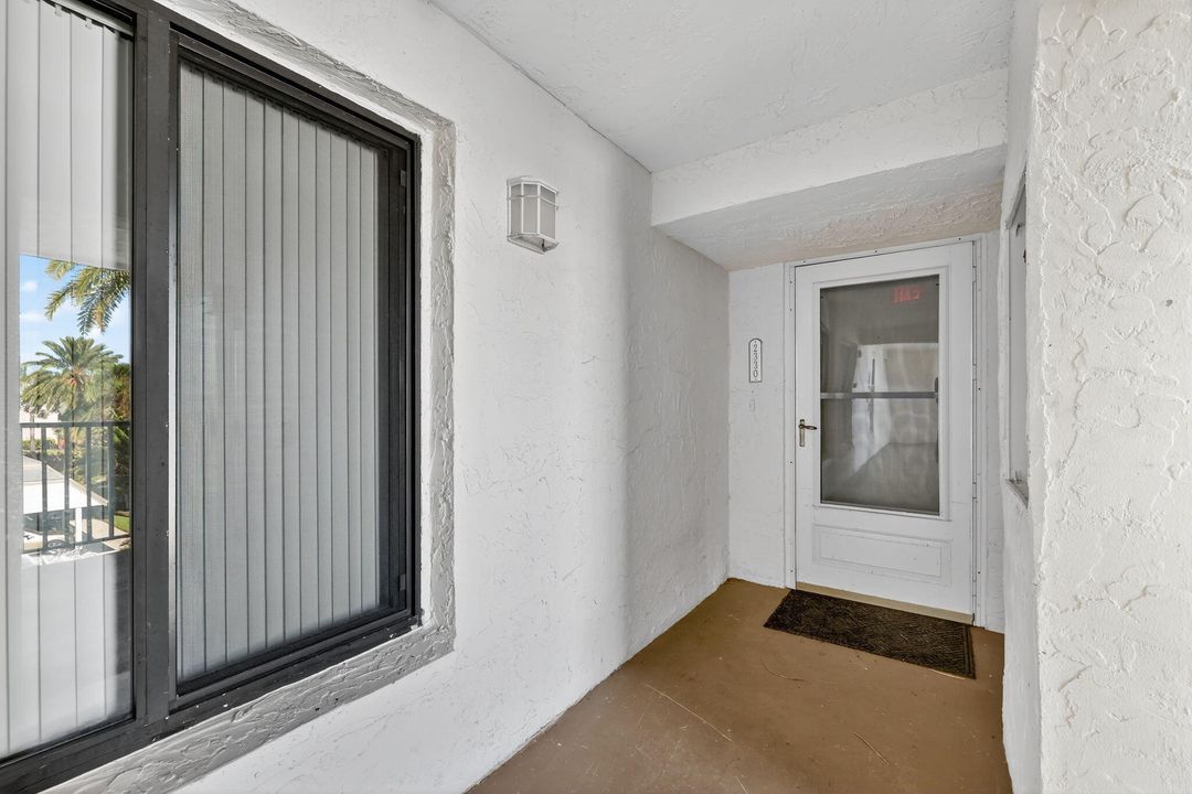 For Sale: $399,000 (3 beds, 2 baths, 1632 Square Feet)