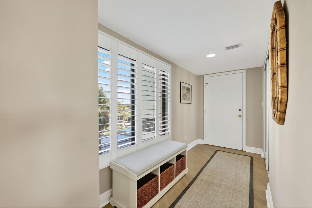 For Sale: $399,000 (3 beds, 2 baths, 1632 Square Feet)