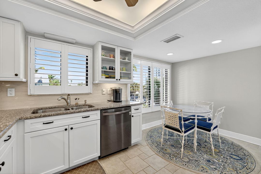 For Sale: $399,000 (3 beds, 2 baths, 1632 Square Feet)