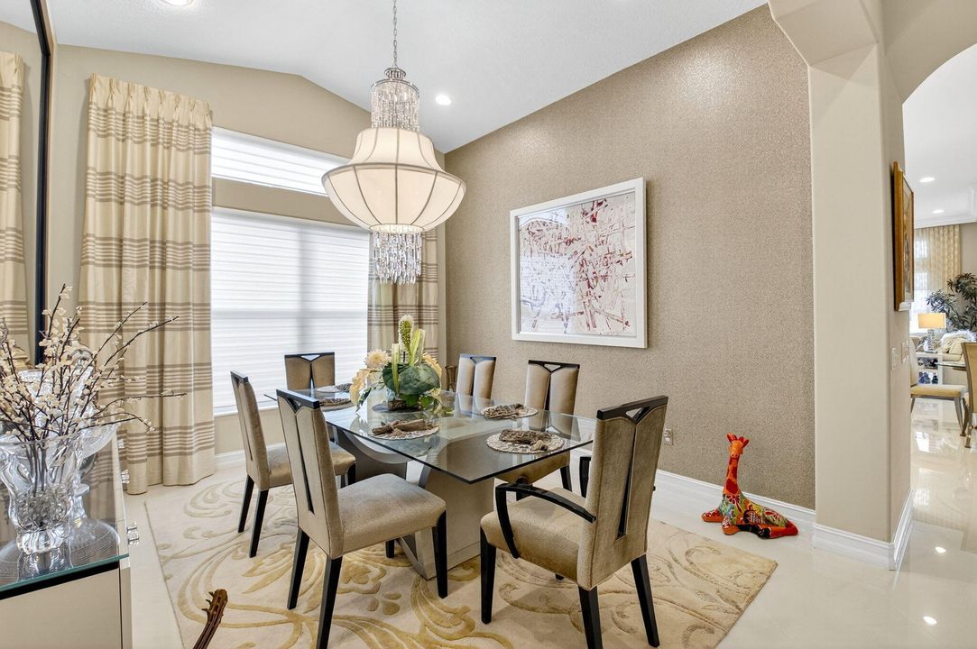 For Sale: $975,000 (3 beds, 2 baths, 2678 Square Feet)