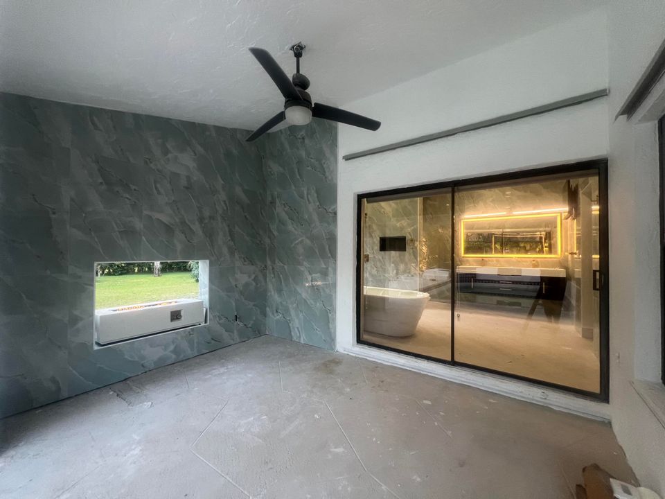 For Rent: $30,000 (5 beds, 5 baths, 3200 Square Feet)