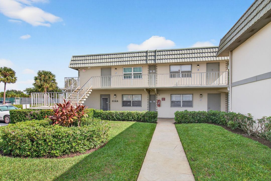 На продажу: $65,000 (1 спален, 1 ванн, 720 Квадратных фут)