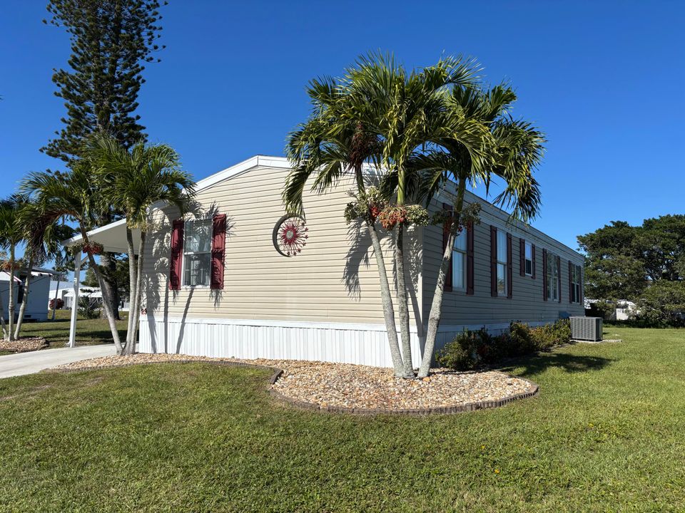 Activo con contrato: $49,500 (2 camas, 2 baños, 1088 Pies cuadrados)