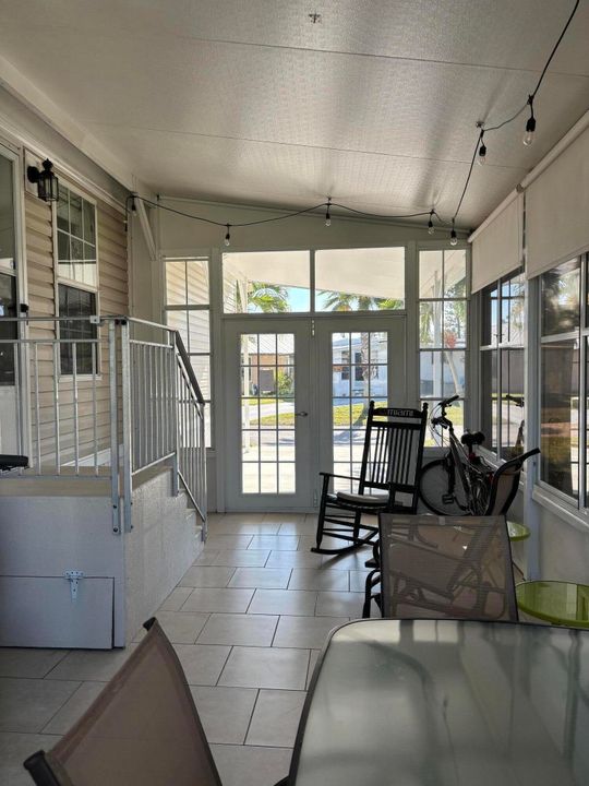 Activo con contrato: $49,500 (2 camas, 2 baños, 1088 Pies cuadrados)