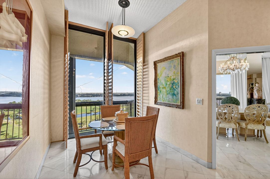 Activo con contrato: $949,000 (3 camas, 2 baños, 2600 Pies cuadrados)