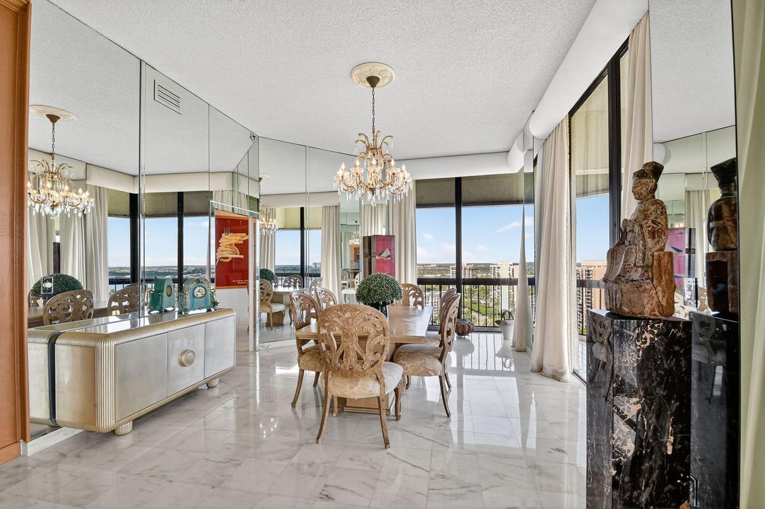 Activo con contrato: $949,000 (3 camas, 2 baños, 2600 Pies cuadrados)