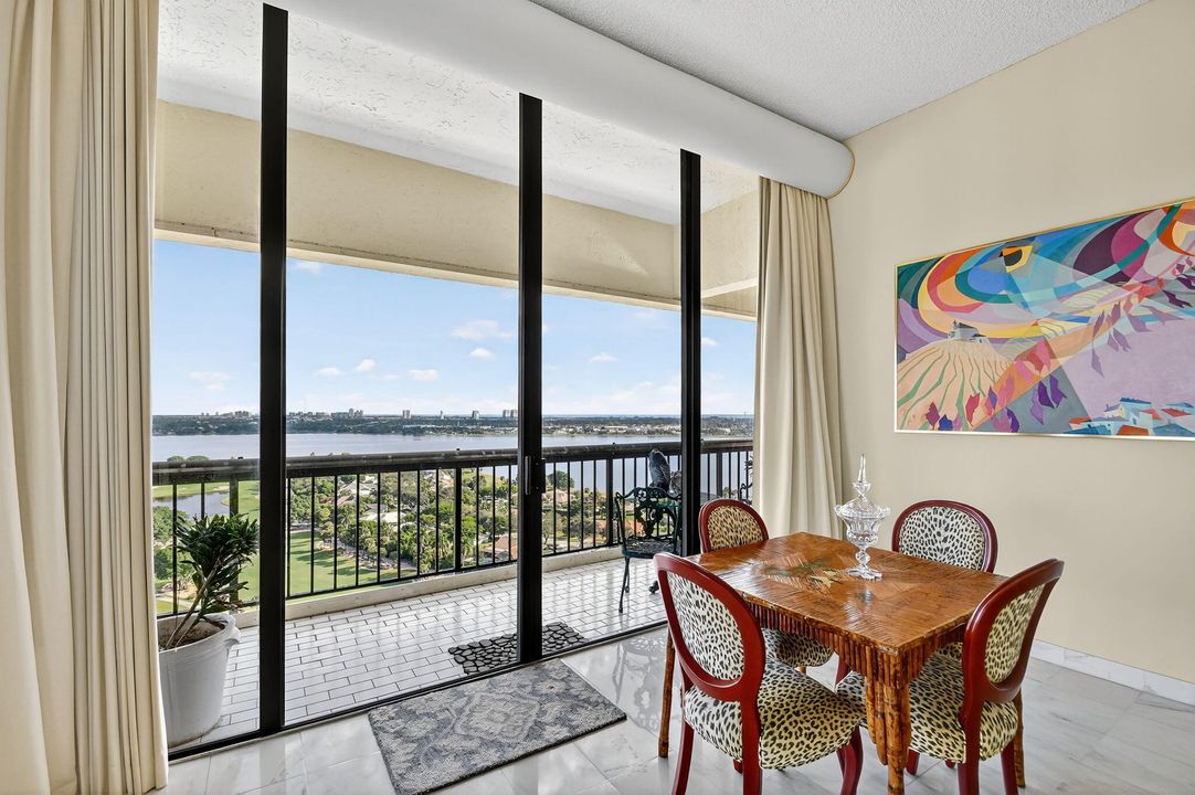 Activo con contrato: $949,000 (3 camas, 2 baños, 2600 Pies cuadrados)