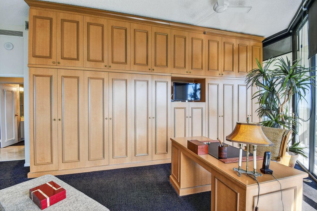 Activo con contrato: $949,000 (3 camas, 2 baños, 2600 Pies cuadrados)