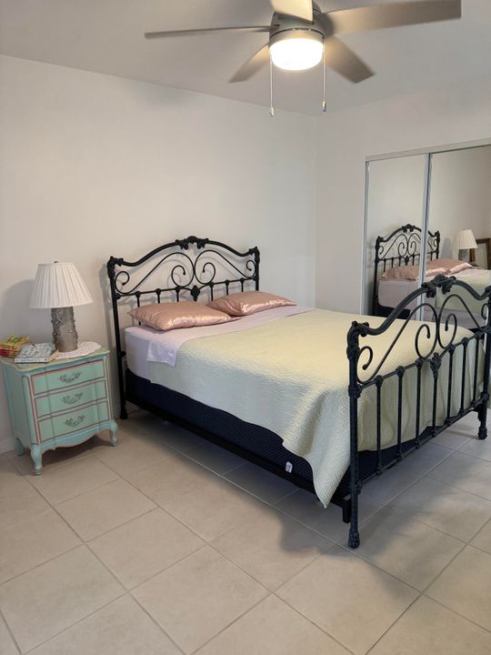 For Sale: $279,900 (2 beds, 2 baths, 1139 Square Feet)