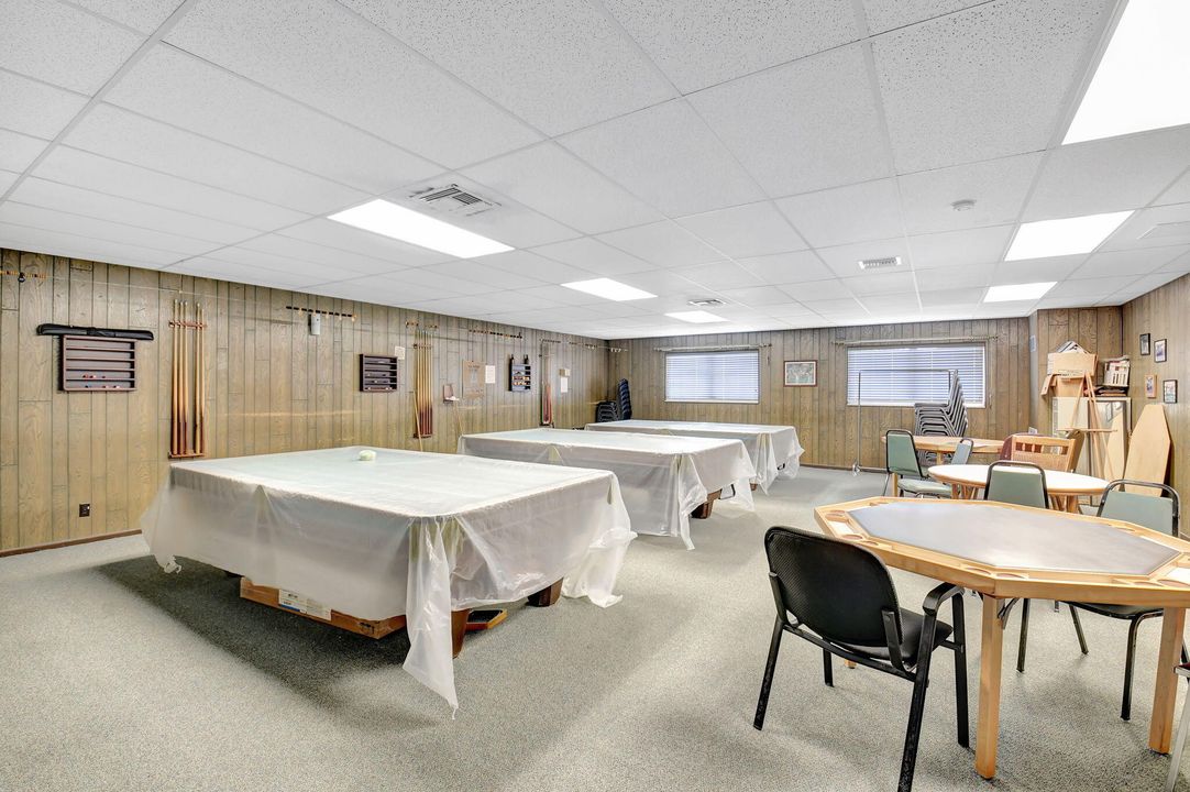 For Sale: $260,000 (2 beds, 2 baths, 1150 Square Feet)