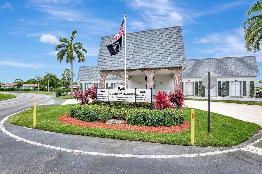 For Sale: $260,000 (2 beds, 2 baths, 1150 Square Feet)