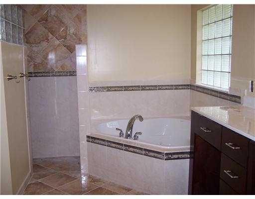 For Rent: $4,200 (3 beds, 2 baths, 2170 Square Feet)