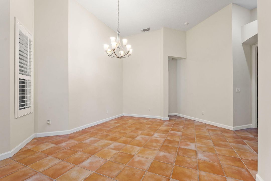 Active With Contract: $519,900 (3 beds, 3 baths, 2314 Square Feet)