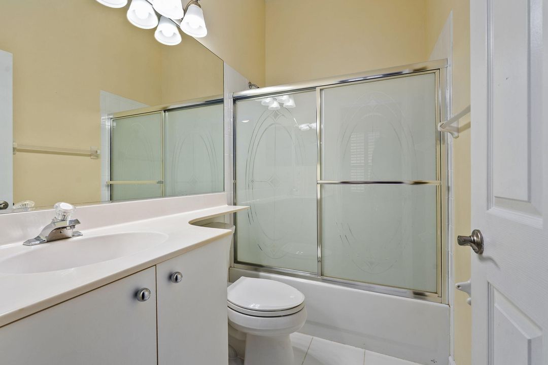 Active With Contract: $519,900 (3 beds, 3 baths, 2314 Square Feet)