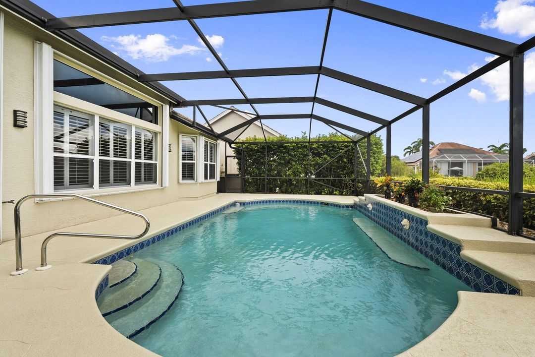 Active With Contract: $519,900 (3 beds, 3 baths, 2314 Square Feet)