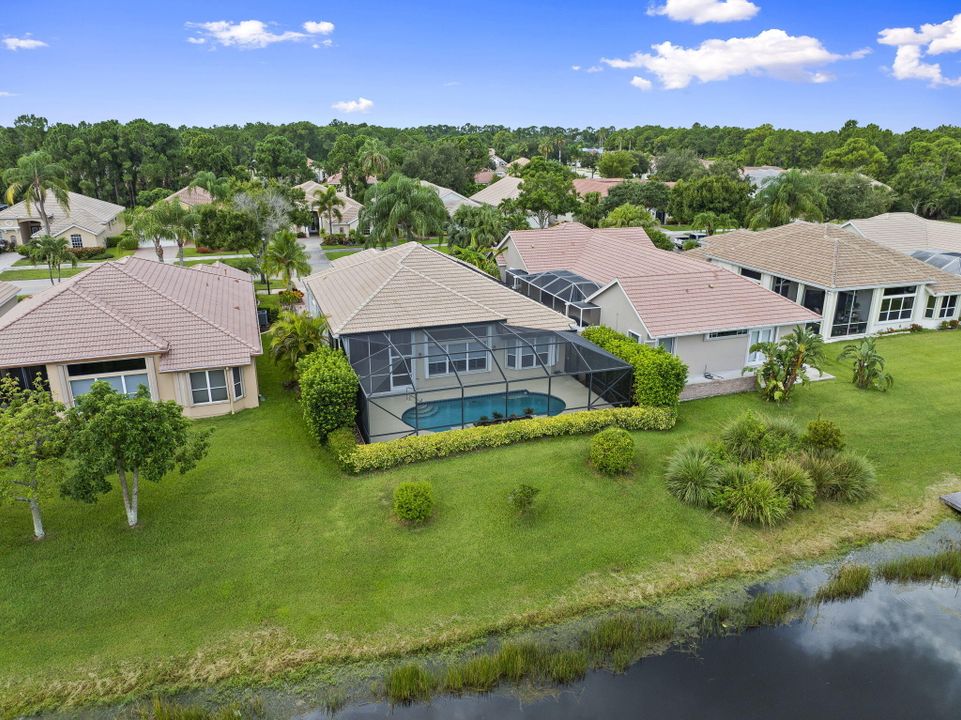 Active With Contract: $519,900 (3 beds, 3 baths, 2314 Square Feet)