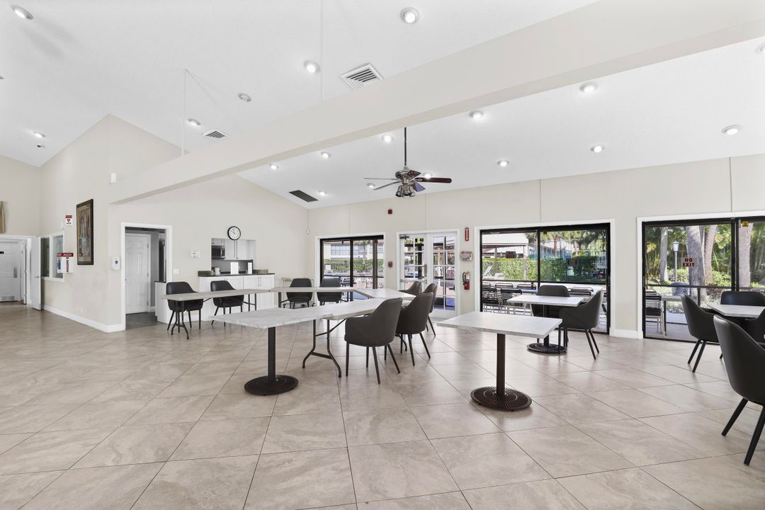 待售: $229,999 (3 贝兹, 2 浴室, 1275 平方英尺)