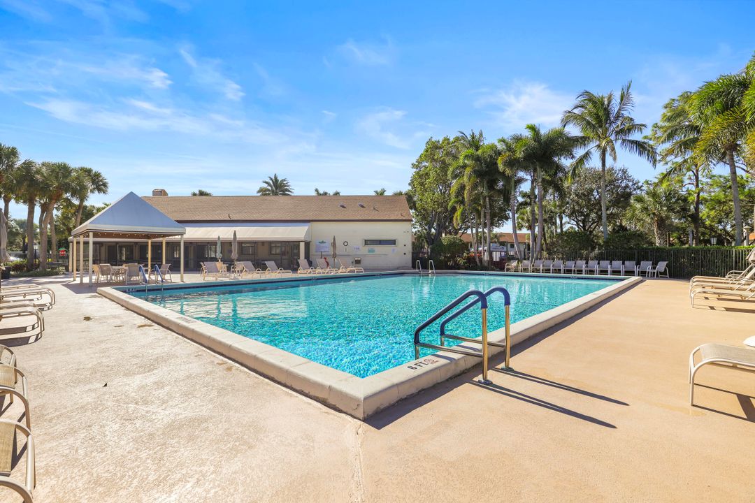 待售: $229,999 (3 贝兹, 2 浴室, 1275 平方英尺)