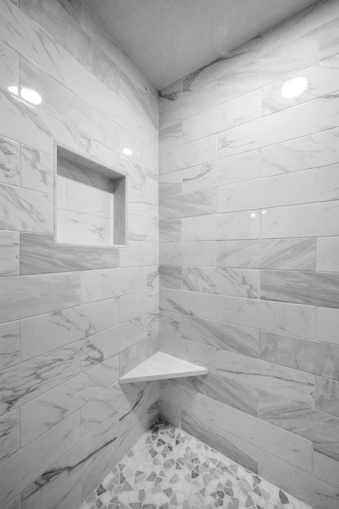 For Rent: $3,000 (1 beds, 2 baths, 1160 Square Feet)