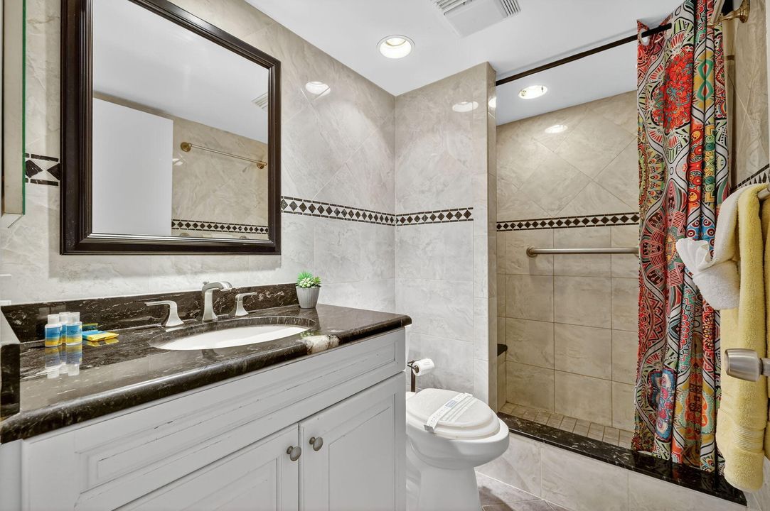 На продажу: $239,000 (1 спален, 1 ванн, 788 Квадратных фут)