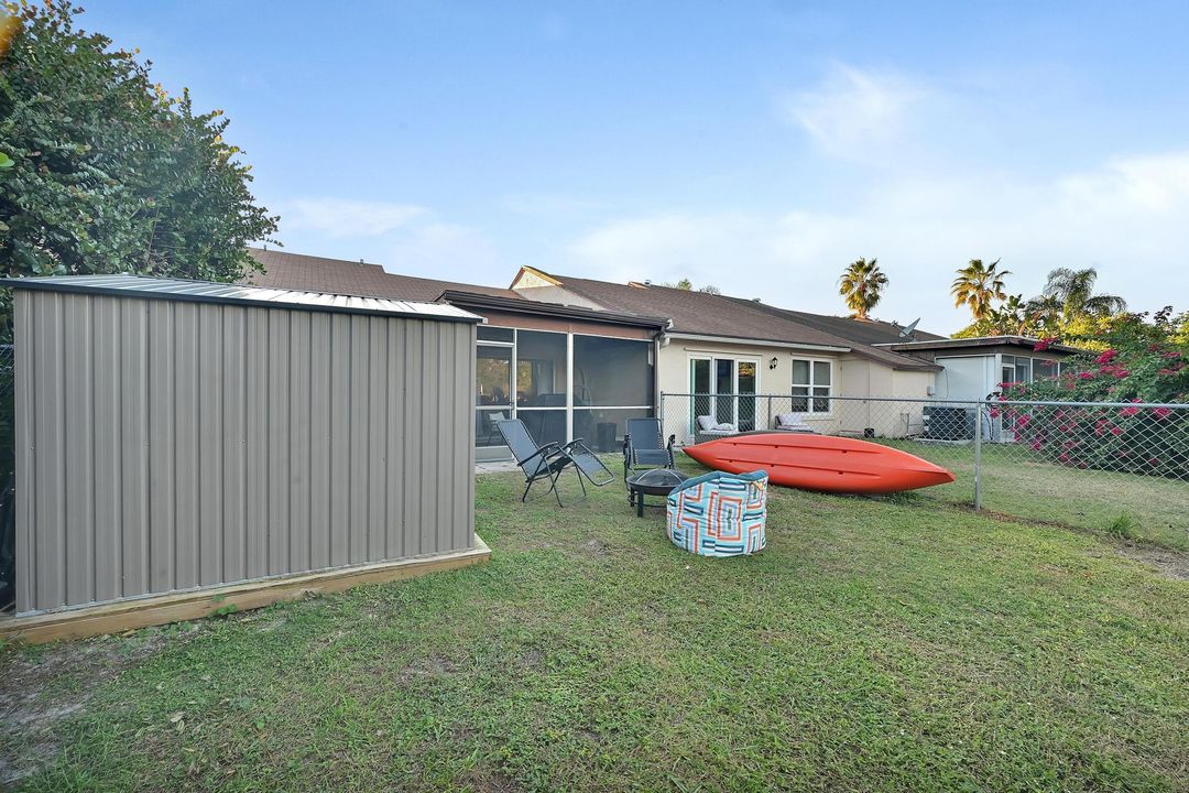 待售: $350,000 (2 贝兹, 2 浴室, 1049 平方英尺)