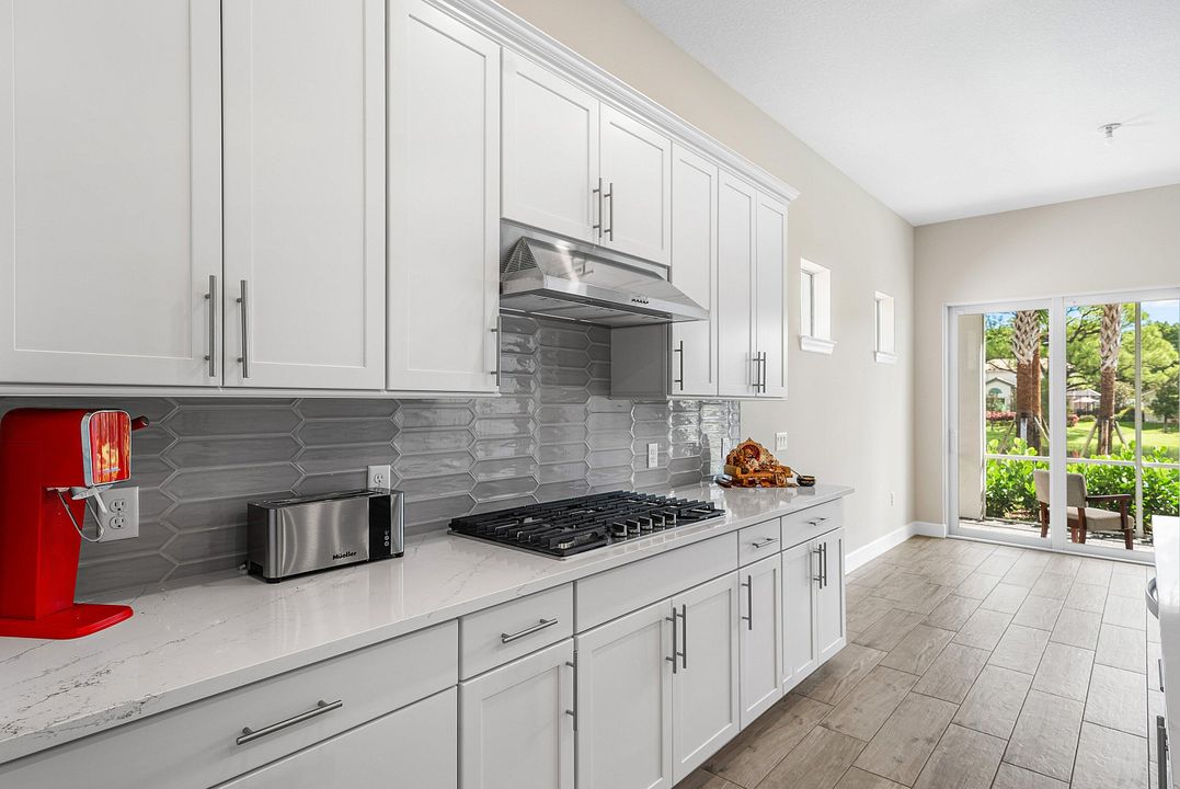 For Sale: $1,274,000 (3 beds, 2 baths, 2099 Square Feet)