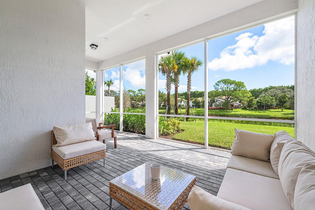 For Sale: $1,274,000 (3 beds, 2 baths, 2099 Square Feet)