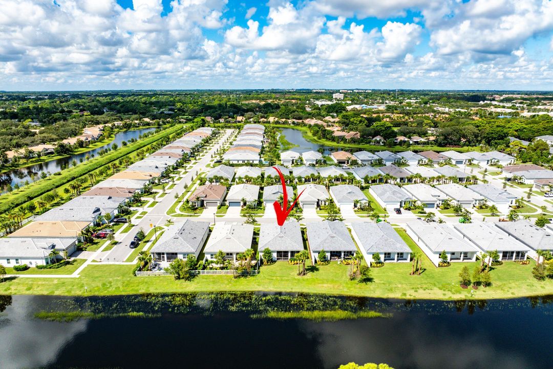 For Sale: $1,274,000 (3 beds, 2 baths, 2099 Square Feet)