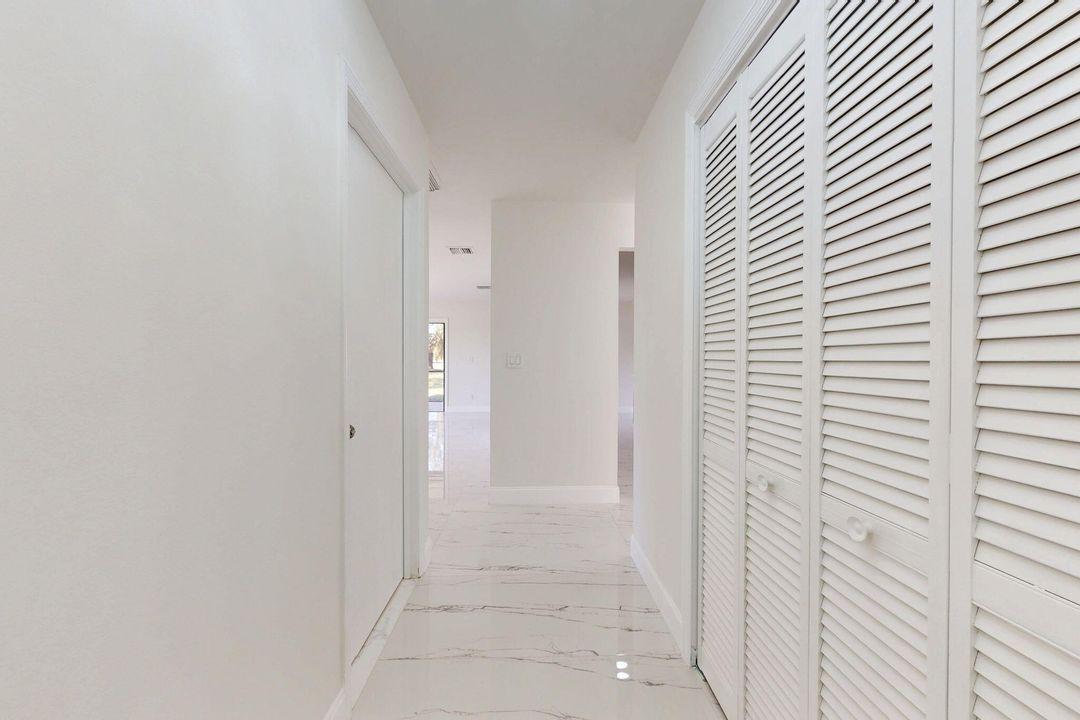 待售: $309,000 (3 贝兹, 2 浴室, 1244 平方英尺)