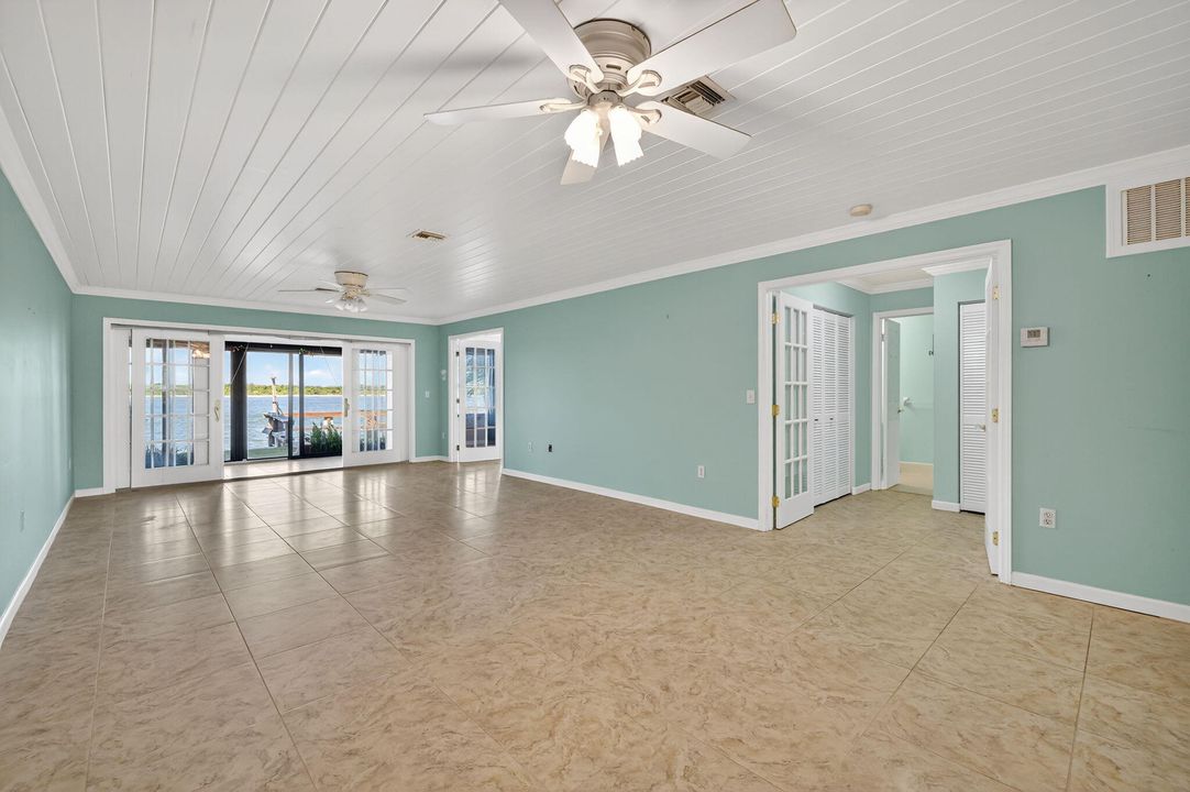 待售: $479,000 (2 贝兹, 2 浴室, 1208 平方英尺)