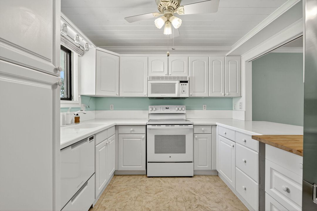 待售: $479,000 (2 贝兹, 2 浴室, 1208 平方英尺)