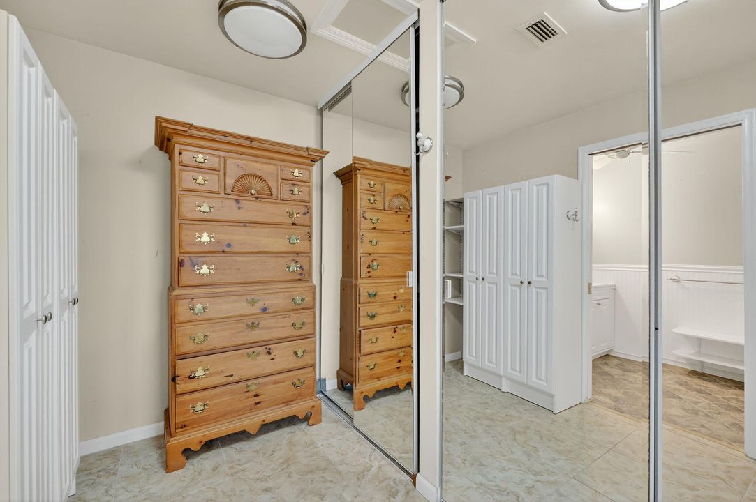 待售: $479,000 (2 贝兹, 2 浴室, 1208 平方英尺)