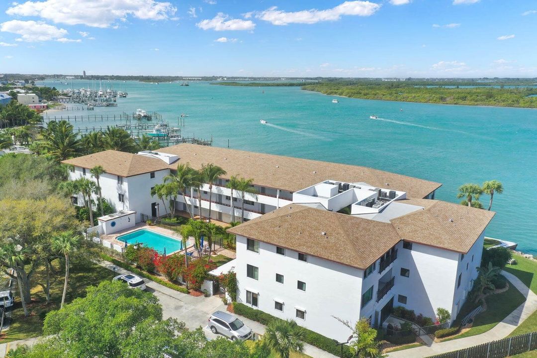 待售: $479,000 (2 贝兹, 2 浴室, 1208 平方英尺)