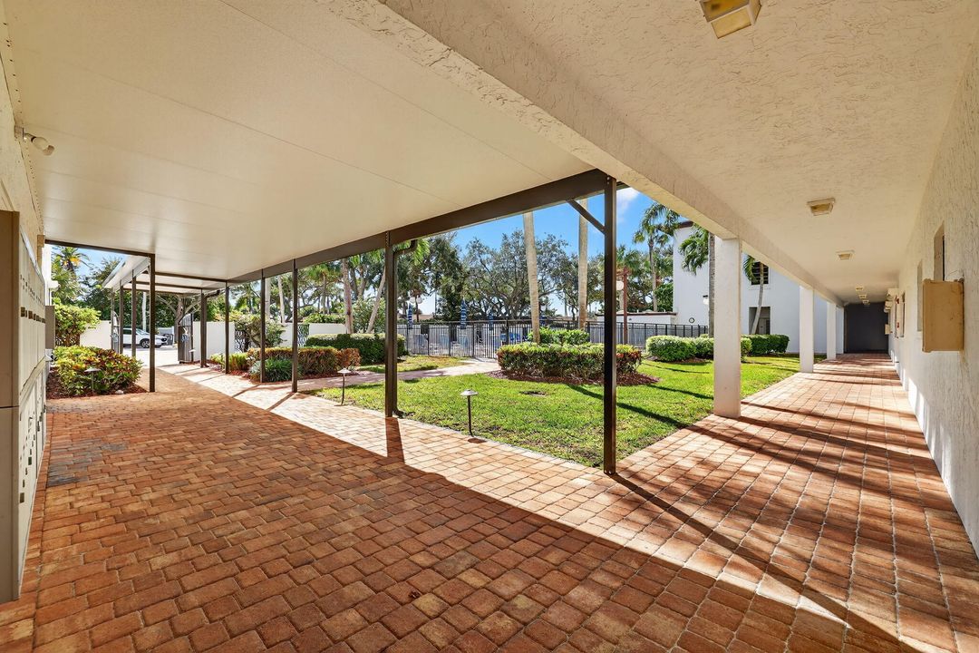 待售: $479,000 (2 贝兹, 2 浴室, 1208 平方英尺)