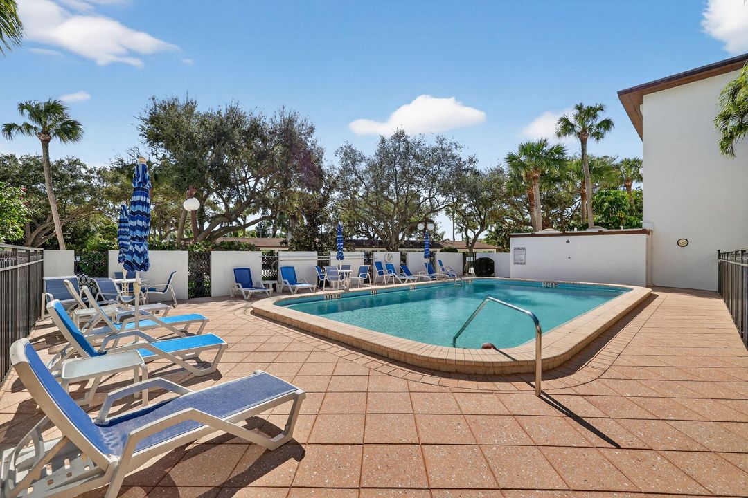 待售: $479,000 (2 贝兹, 2 浴室, 1208 平方英尺)