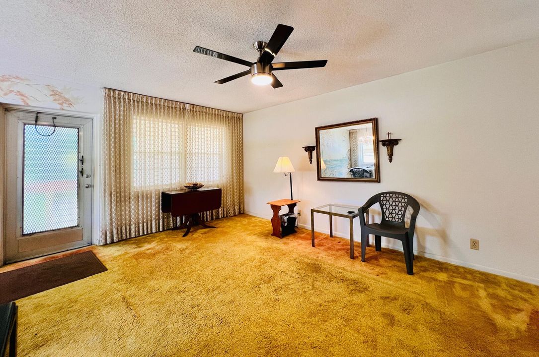 En Venta: $99,000 (2 camas, 2 baños, 798 Pies cuadrados)