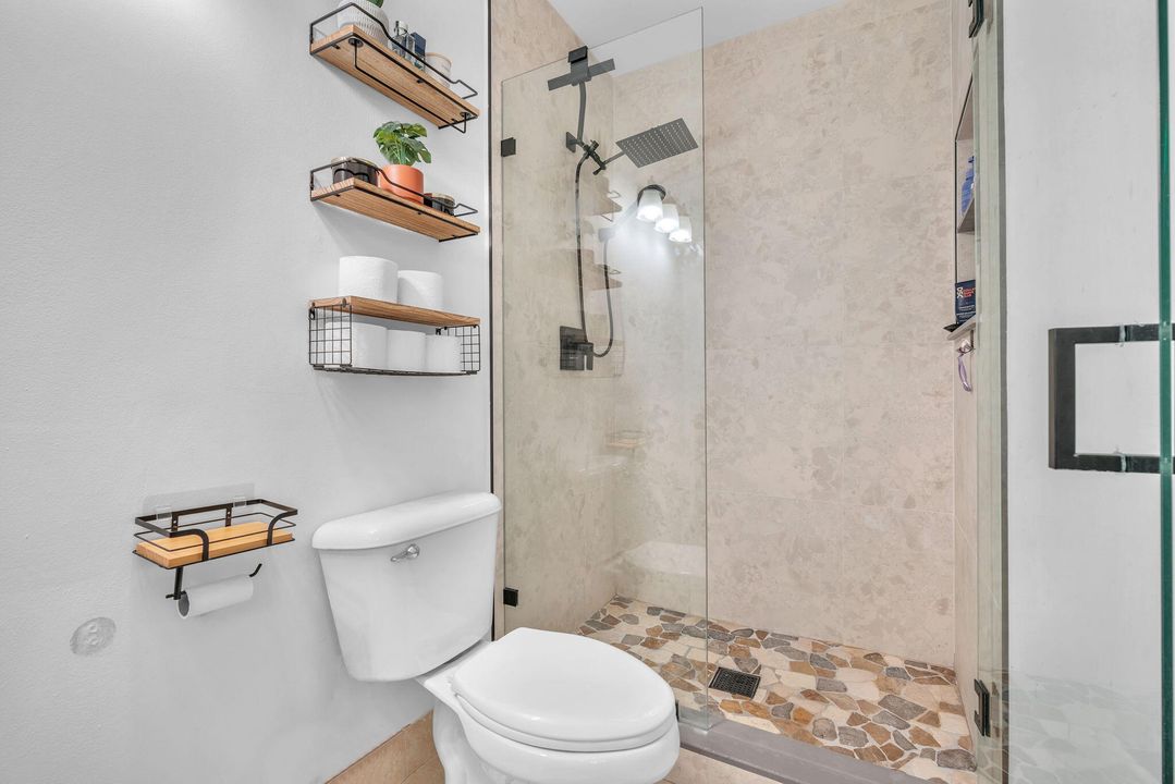 出租: $2,800 (3 贝兹, 2 浴室, 1374 平方英尺)