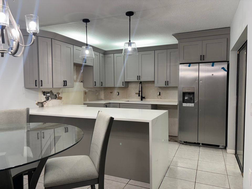 For Rent: $2,500 (2 beds, 2 baths, 1596 Square Feet)