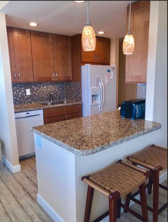 For Rent: $5,600 (2 beds, 2 baths, 1078 Square Feet)