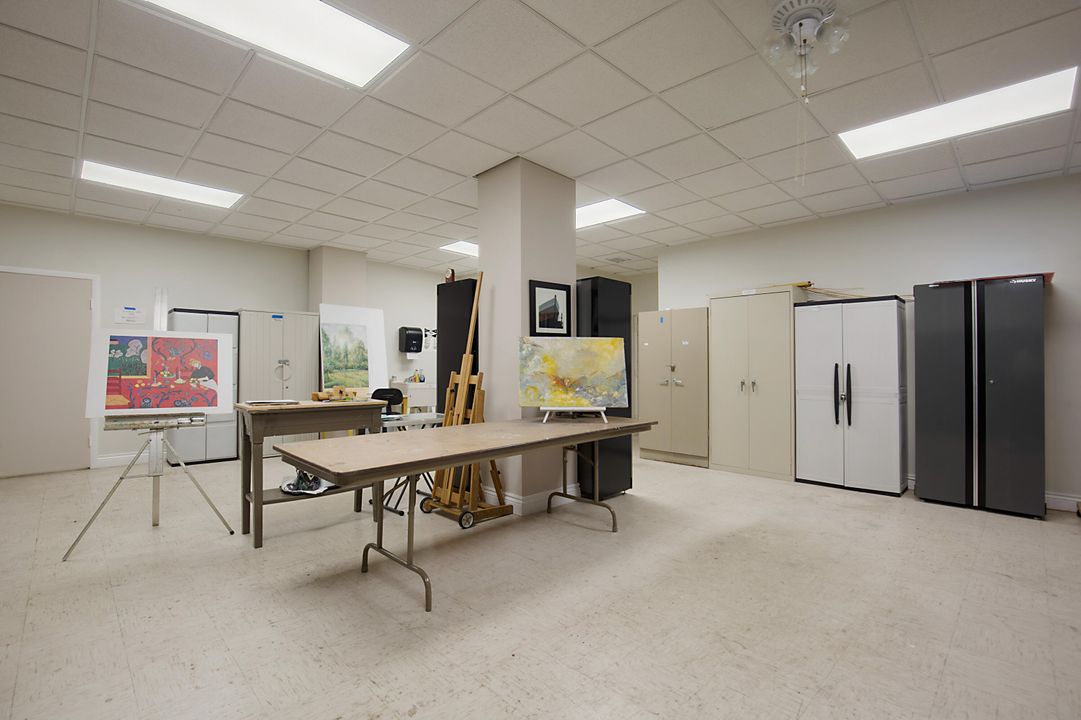 For Rent: $5,600 (2 beds, 2 baths, 1078 Square Feet)