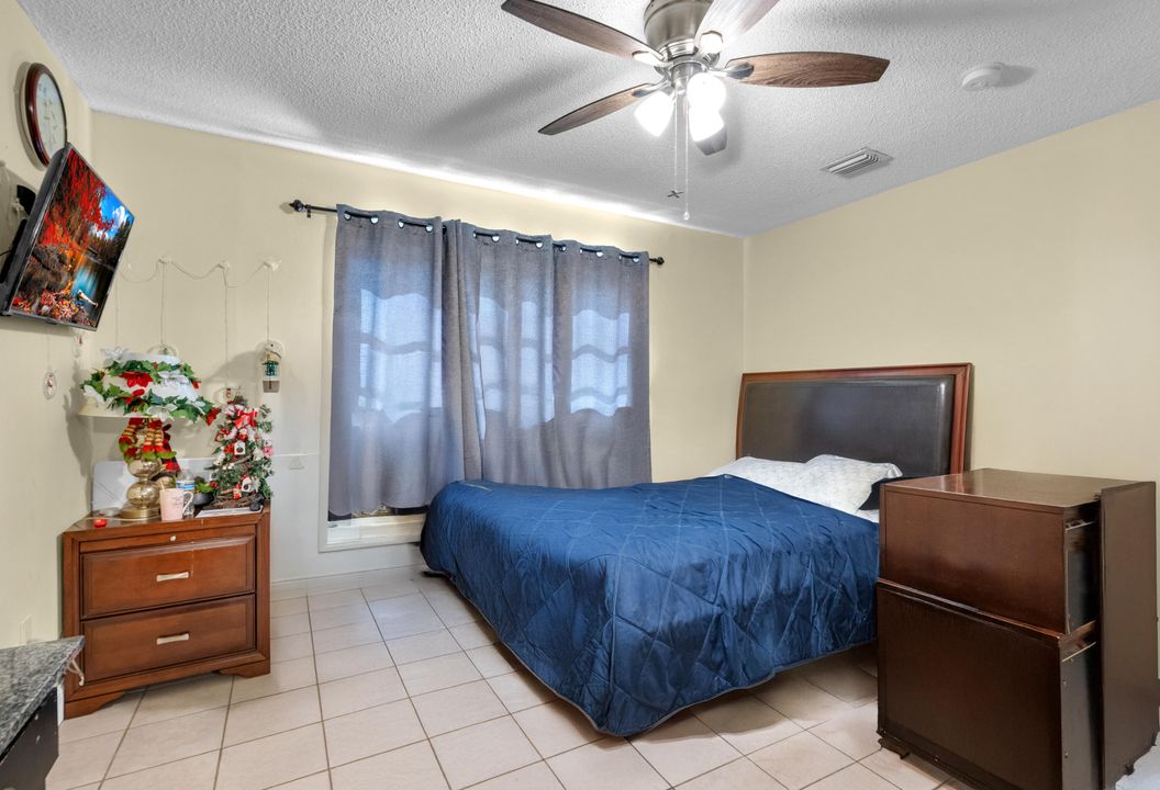 En Venta: $605,000 (4 camas, 0 baños, 1491 Pies cuadrados)