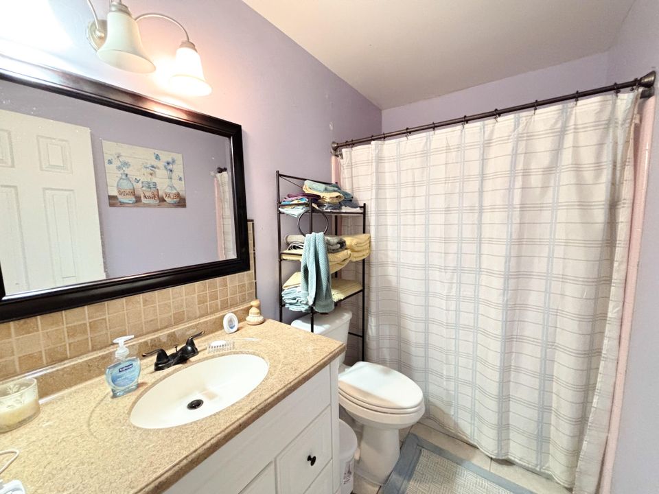 For Sale: $364,900 (3 beds, 3 baths, 1890 Square Feet)