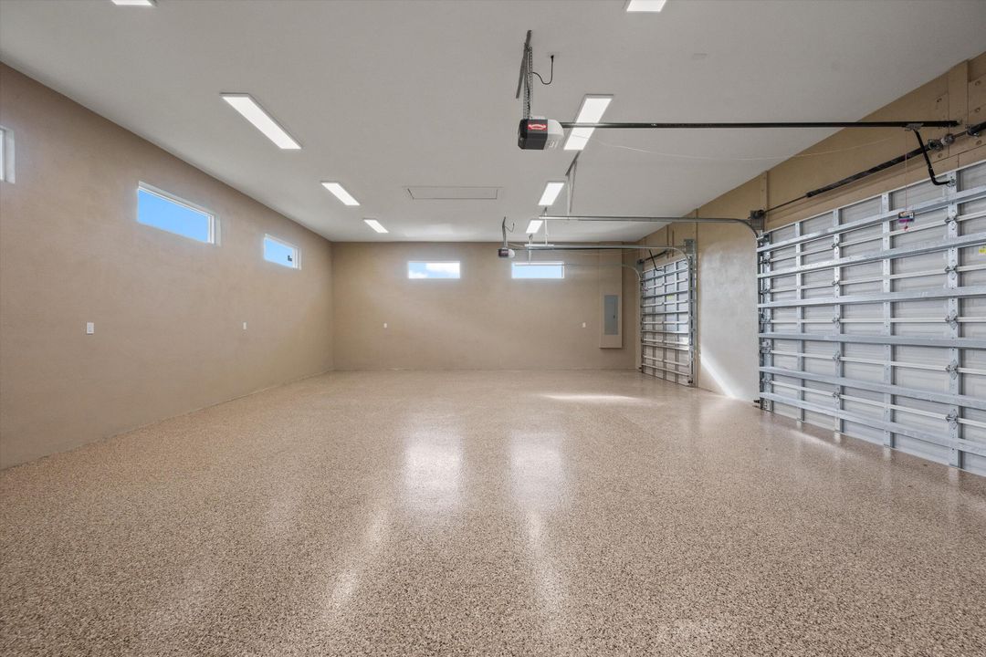 En Venta: $4,299,000 (4 camas, 4 baños, 2933 Pies cuadrados)