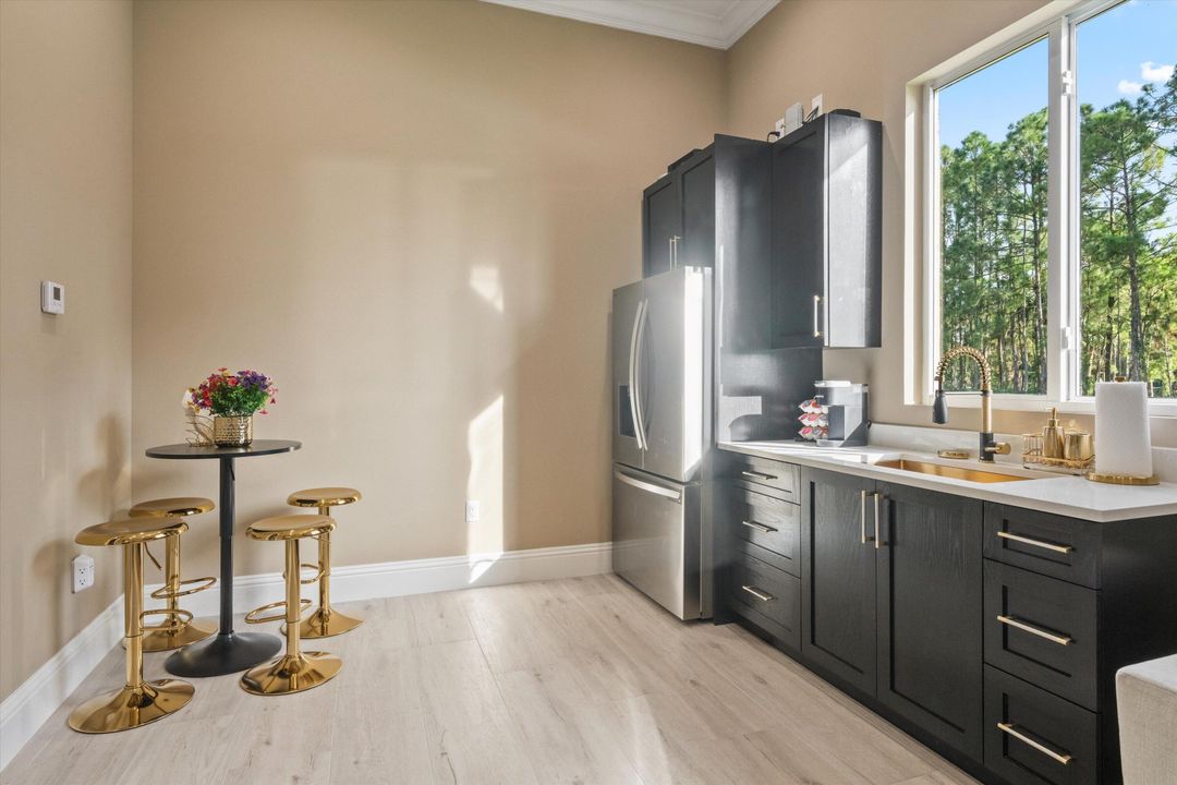 En Venta: $4,299,000 (4 camas, 4 baños, 2933 Pies cuadrados)